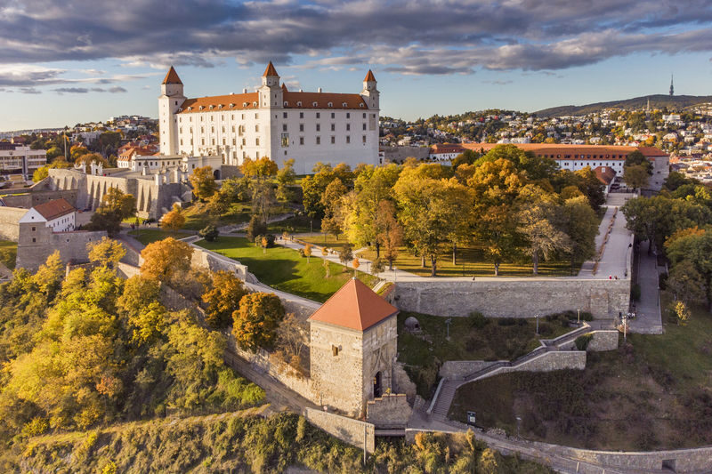 Bratislava & Devin Castle Full-Day Guided Tour with Transfers - At a glance