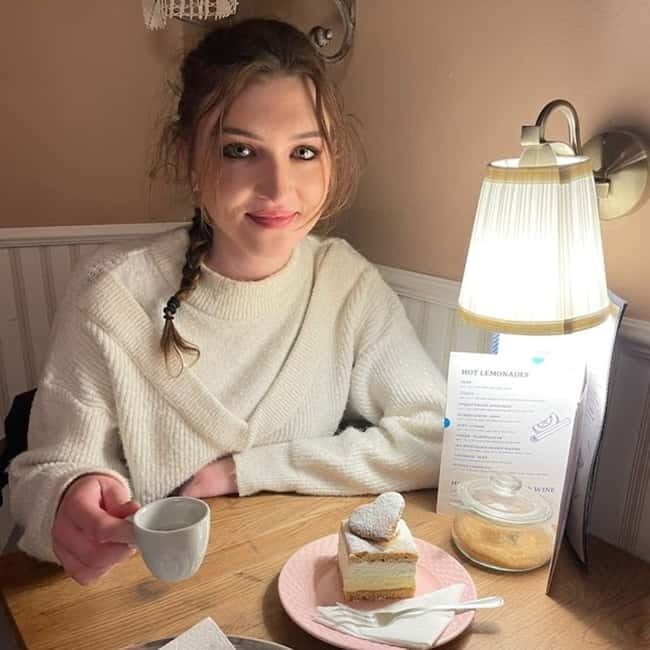 Bratislava: Old Town Cake Tasting Experience - Good To Know