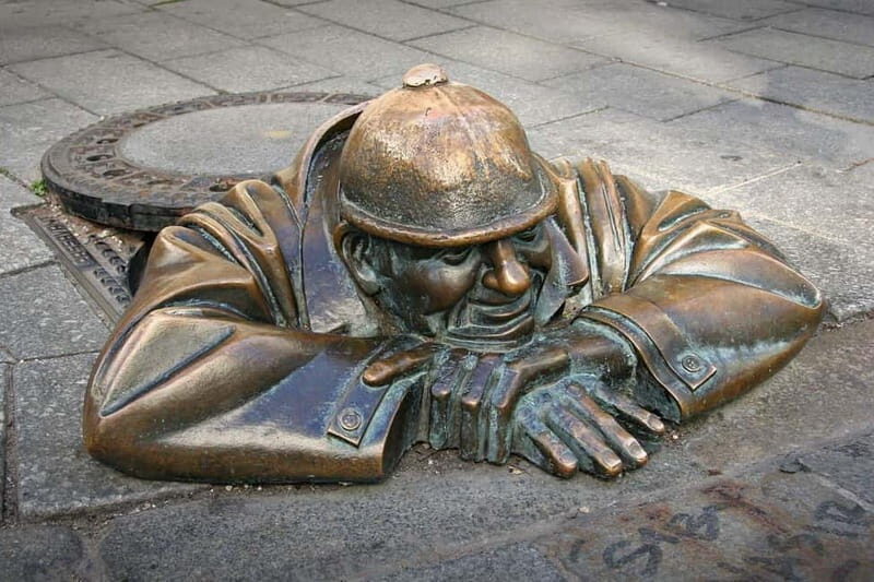 Bratislava: Old Town & UFO Bridge Evening Walking Tour - Hidden Gems and Local Stories