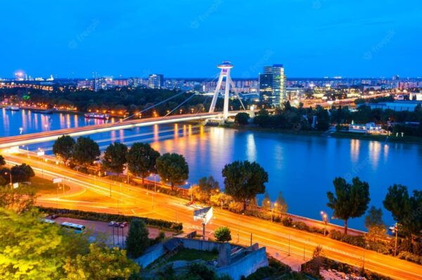 Bratislava: Self-Guided Audio Tour - Explore Bratislavas History
