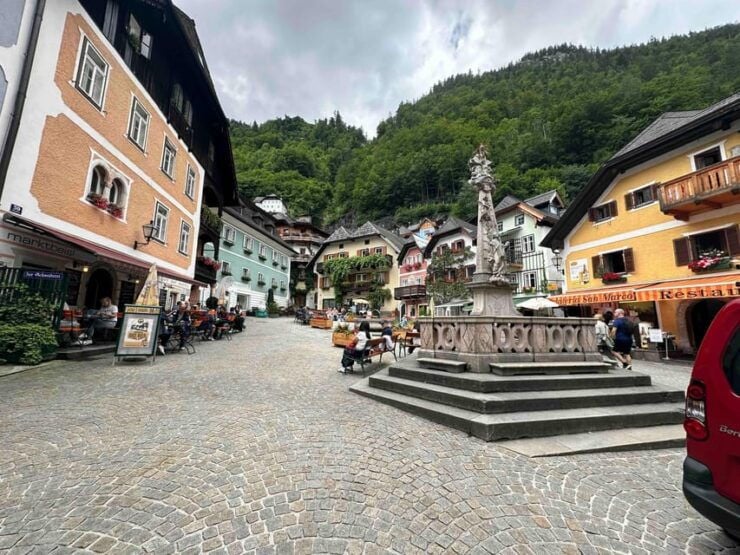 Bratislava/Vienna: Melk, Hallstatt, and Salzburg Day Trip - Good To Know