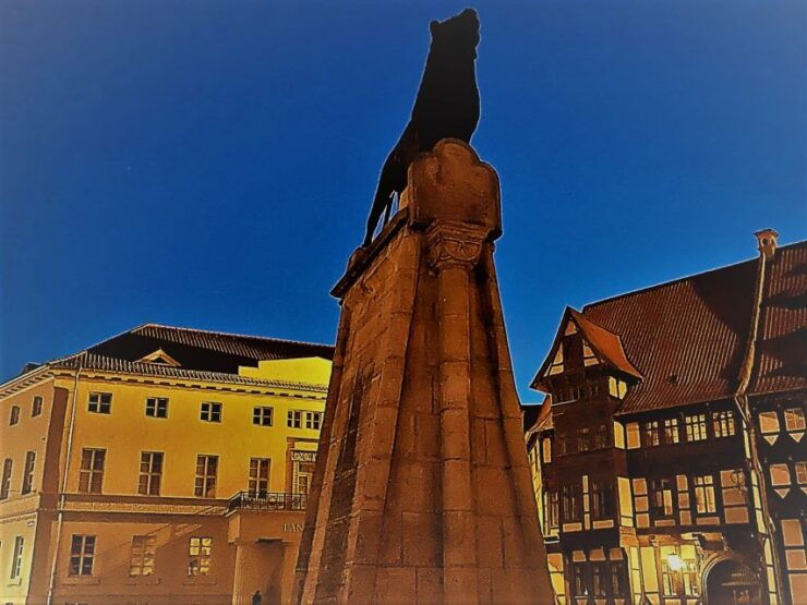 Braunschweig: Private Tour Through the History of Crime - Explore Grisly Crime Scenes