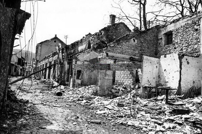 Break-up of Yugoslavia & The War in Mostar: Life Under Siege - The Rise of Nationalism and Ethnic Tensions