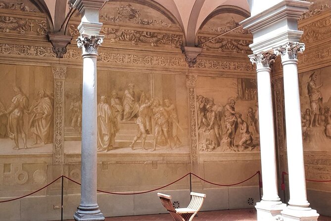 Breakfast in Italian Style and Visit to the Chiostro Dello Scalzo - Immerse in Italian Culinary Delights