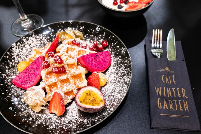 Breakfast in the Wintergarten Varieté Theater in Berlin - Tips for a Memorable Breakfast Experience