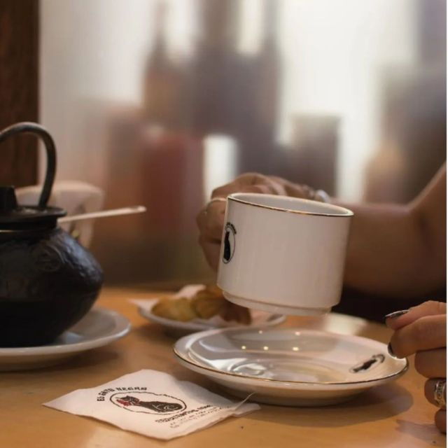 Breakfast or Afternoon Tea at El Gato Negro for 2 - Gift Option Details