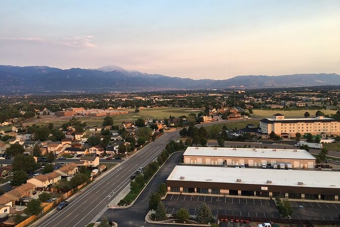 Breathtaking Colorado Springs Sunrise Hot Air Balloon Flight - Breakfast and Champagne Toast