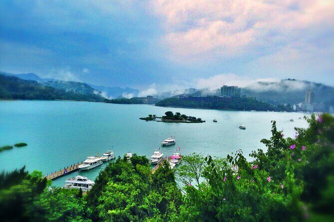 Breathtaking Sun Moon Lake Tour - Sun Moon Lake: The Highlight of the Tour
