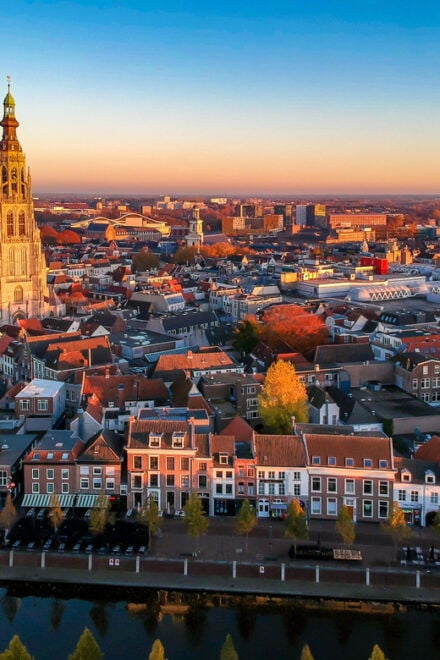 Breda: Highlights Tour With Local Guide - Exploring Bredas Historic Sites