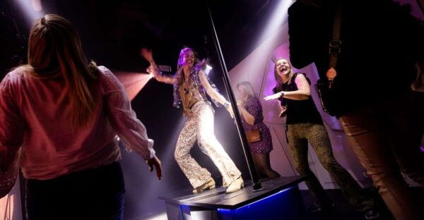 Breda: Ticket ONSTAGE Immersive Audiovisual Experience - Common Questions