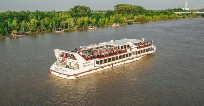 Bregenz: Houseboat - Schedule