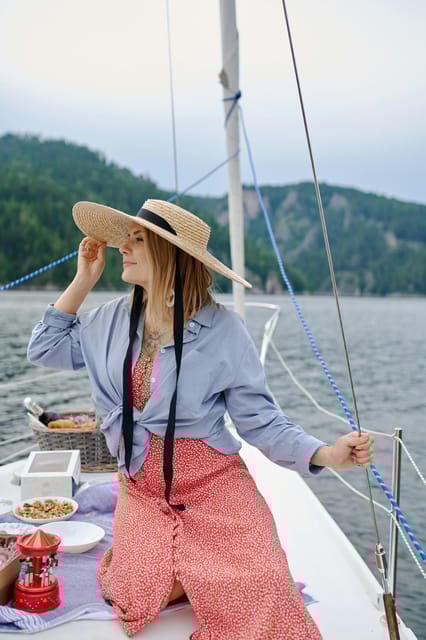 Bregenz: Motorboat & Picknick Tour - Youll Love - Frequently Asked Questions