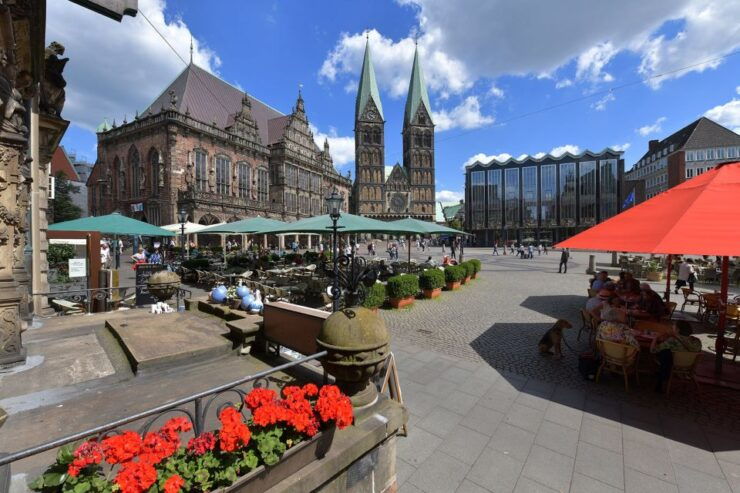 Bremen: Guided Tour of City Center - Market Square: A Stunning German Landmark