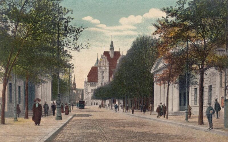 Bremen: Historic old town tour with Geo Epoche - The People Behind Bremen’s History