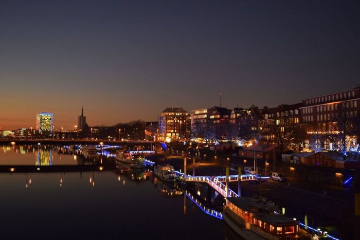 Bremen: Private Christmas Market Tour - Explore the Historical Landmarks of Bremen