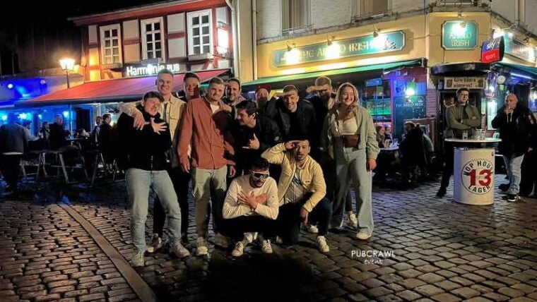 Bremen: Private pub crawl with insider-guide & free shots - Who Would Love This Experience?