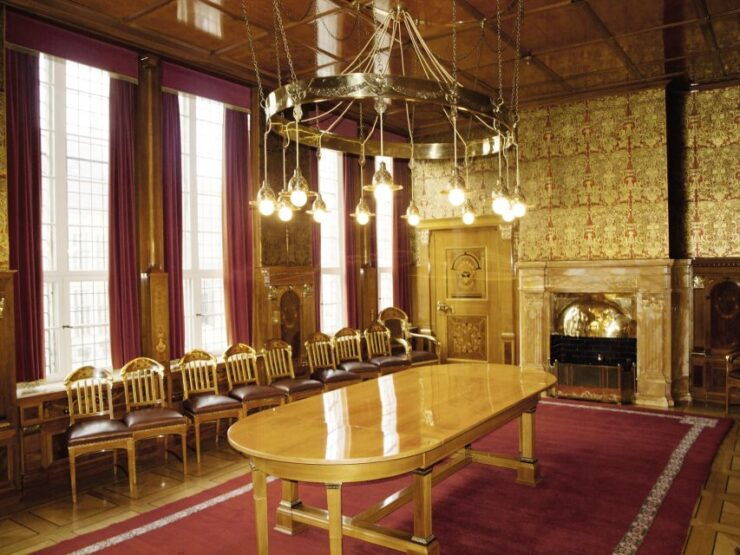 Bremen: Public Tour of the Town Hall in English - Experience Highlights