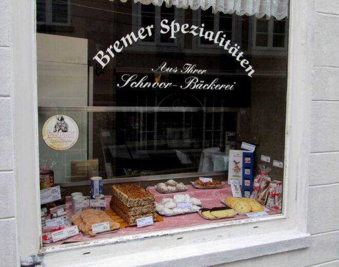 Bremen: Walking Tour of Historic Schnoor District - Recommended Tours in Bremen