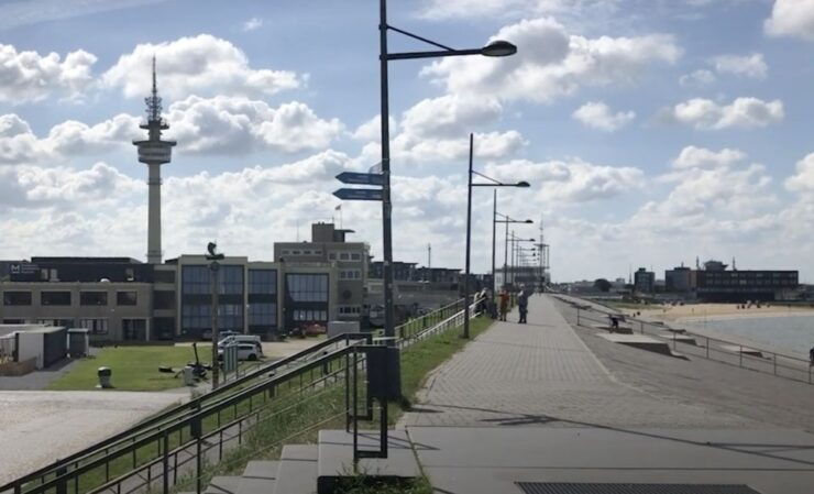 Bremerhaven: Sailor's Yarn, Legends and Sea Walking Tour - Booking Information