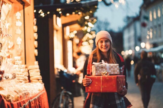 Brescia's Yuletide Charm: A Festive Walking Tour - Includes