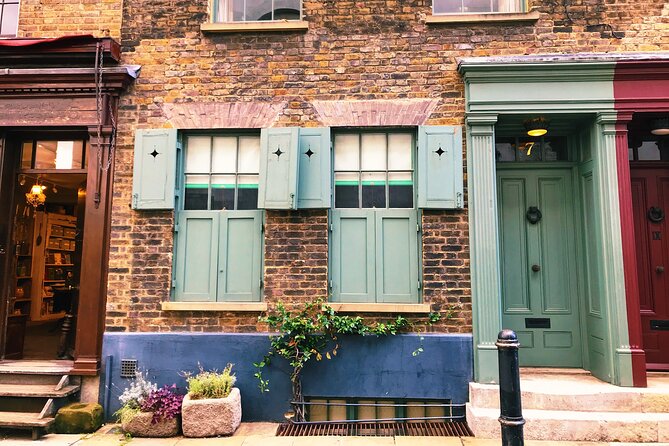 Brick Lane: a Self-Guided Audio Tour of East Londons Vibrant Jewel - History and Culture