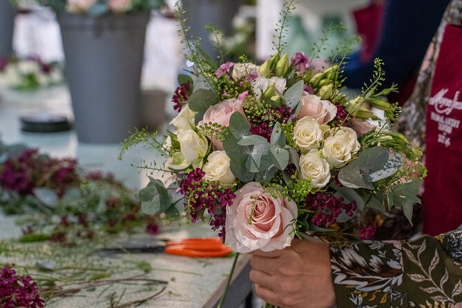Bridal Bouquet And Boutonniere Making Workshop in London - Common Questions