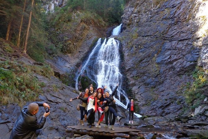 Bridal Veil Falls Rachitele - 1 Day Tour From Oradea - Inclusions