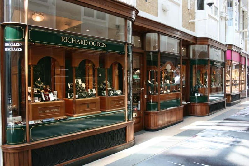 Bridgerton Tour in London - The Itinerary in Detail