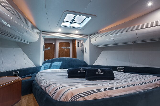 BRIDGES EXPERIENCE 2h-Private Yacht Tour in the City of Porto - Directions