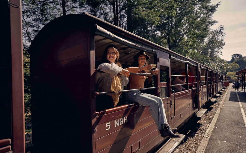 Brighton Beach and Puffing Billy Half-Day Bus Tour in Melbourne - The guide and the feel of the outing