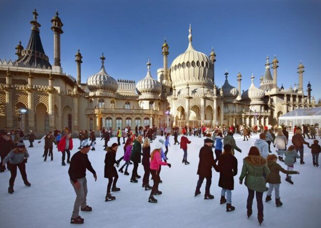 Brighton Festive Donut Adventure by Underground Donut Tour - Delighting in Brightons Winter Charm