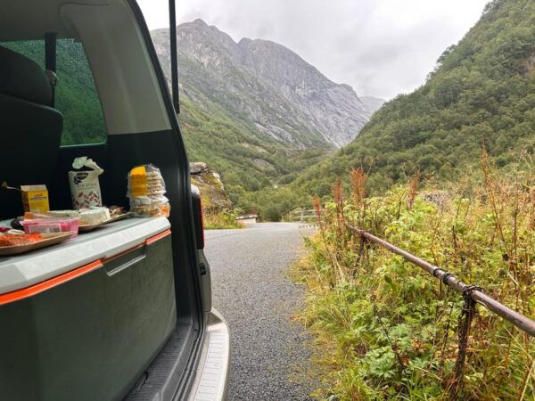 Briksdal Glacier and Loen Skylift Tour With Transfer - Guided Tours and Attractions