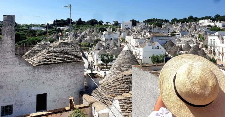 Brindisi: Alberobello, Locorotondo & Ostuni Tour With Brunch - Good To Know