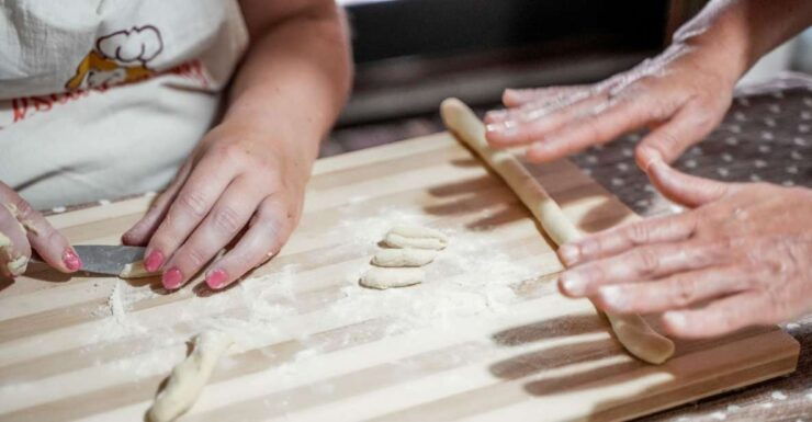 Brindisi: Typical Apulian Lunch at a Local's Home - Apulian Culinary Traditions Unveiled