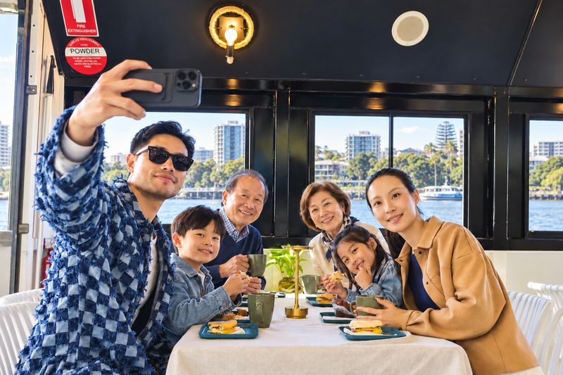 Brisbane River Cruise with Lone Pine Koala Sanctuary Admission - From South Bank to the river suburbs