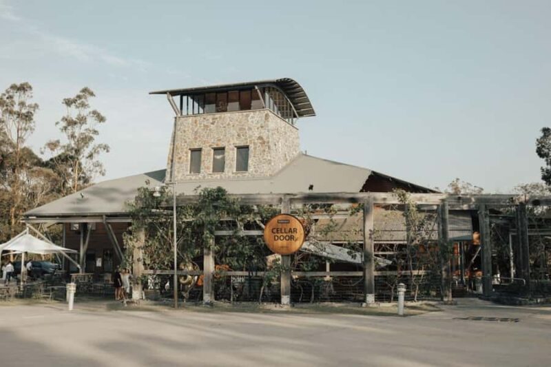 Brisbane: Sirromet Seafood Feast with Premium Tasting - Who Would Love This Experience?