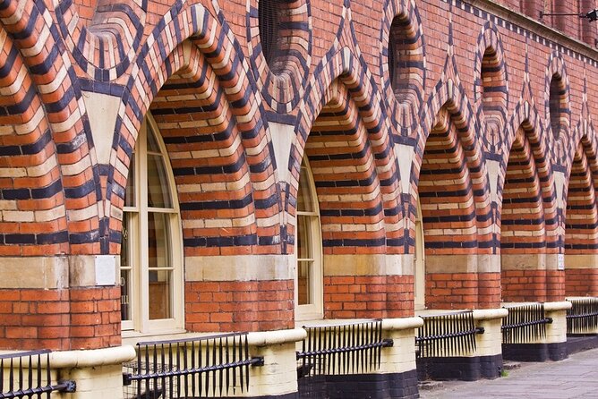 Bristol Scavenger Hunt: A Bridge Through Time - Start Time and Availability