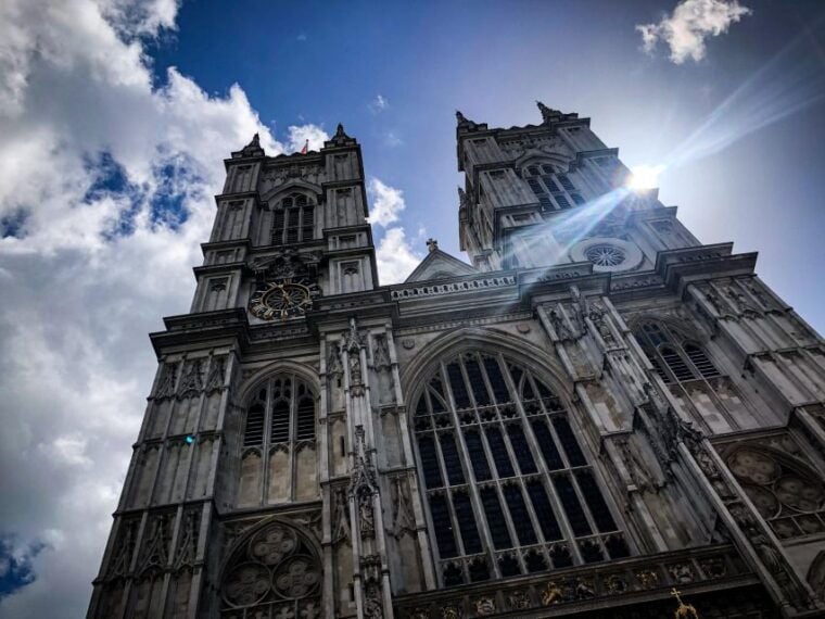 British Monarchy Walking Tour: Saxons to Windsors - Who Will Love This Tour?