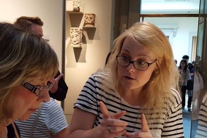 British Museum Guided Tour - Finding the guide and getting inside