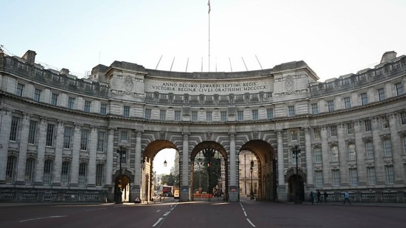 British Royalty Walking Tour - Westminster Abbey and the end of the walk