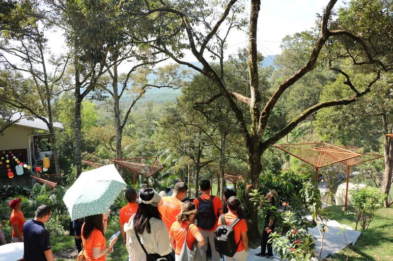 Broga Orchard Hill + Putrajaya One-Day Tour - Who should book this combination