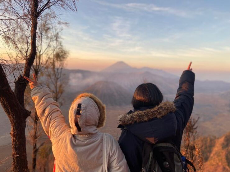 Bromo Sunrise Overnight Tour 2 Days From Surabaya or Malang - Experience Highlights