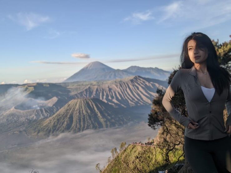 BROMO SUNRISE PRIVATE TOUR 2DAYS 1NIGHT - Itinerary Breakdown