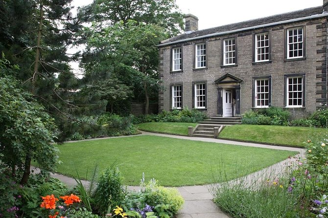 Bronte Country and Yorkshire Dales Private Day Trip From York - Date and Travelers