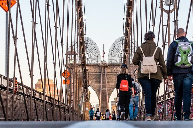 Brooklyn Bridge and Dumbo: A Self-Guided Walking Tour - Exploring the Brooklyn Bridge and DUMBO