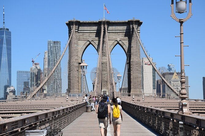 Brooklyn Bridge and Manhattan Sights Walking Tour - Who Should Consider This Tour?