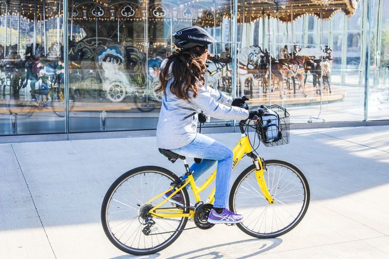 Brooklyn Bridge Bike Rental - Lower Manhattan and South Street Seaport