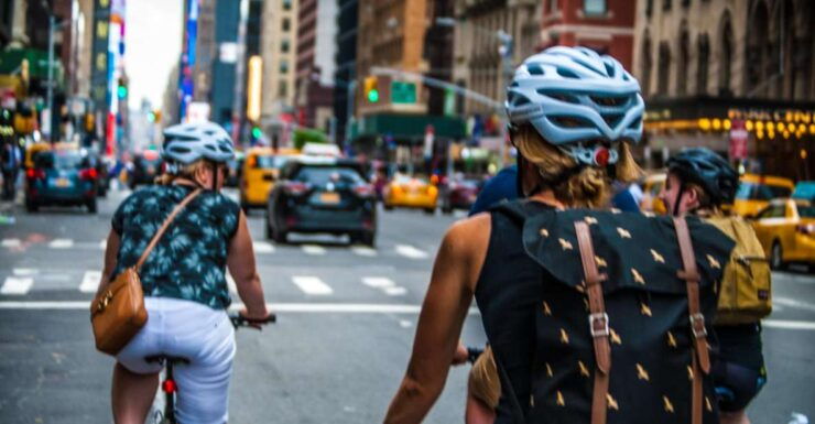 Brooklyn: Half-Day Cycling Tour - Group Size and Inclusions
