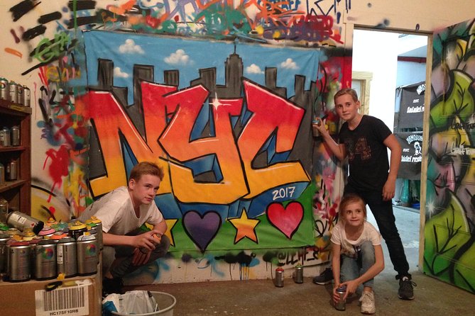 Brooklyn Street Art Tour - Local Artist Guide