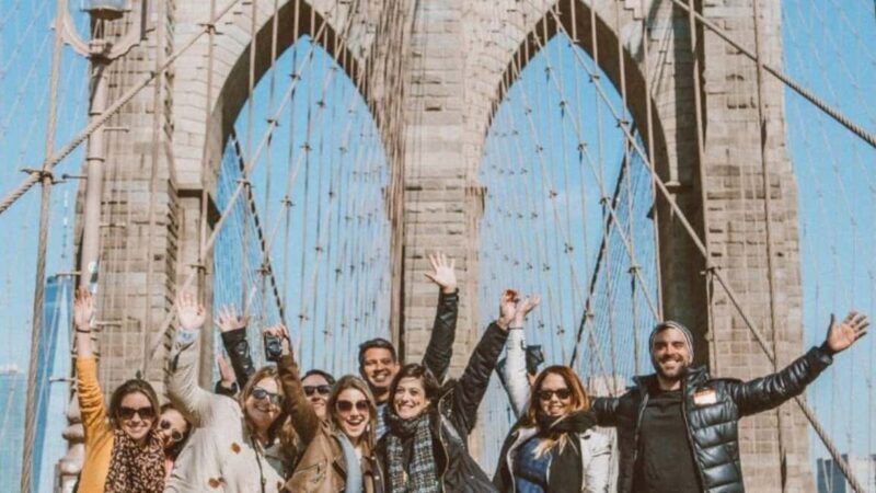 Brooklyn Tour in Portuguese I Brooklyn Bridge, Dumbo & Williamsburg on foot - Exploring Brooklyn With a Local Touch